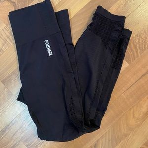 Gym shark leggings